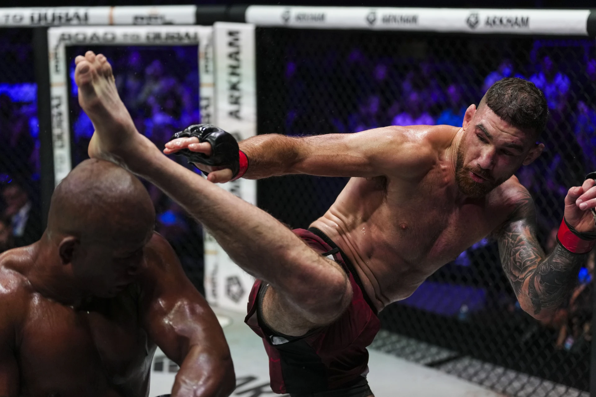 PFL Charlotteのミドル級戦を終えたジョシュ・フレムド