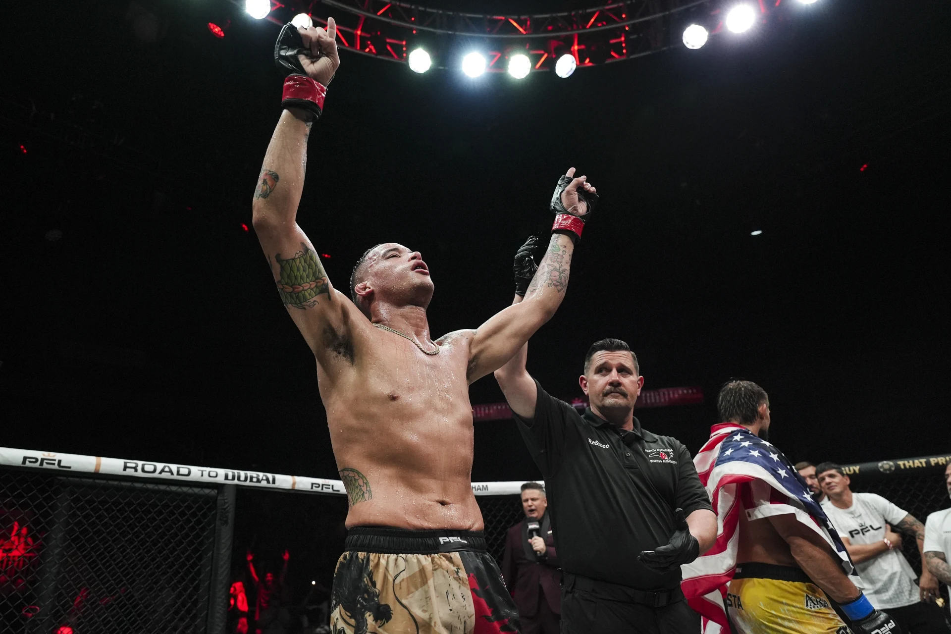 ブライアン・バトルがロスタとの接戦を制す 地元シャーロットでPFL初勝利【PFL Charlotte】