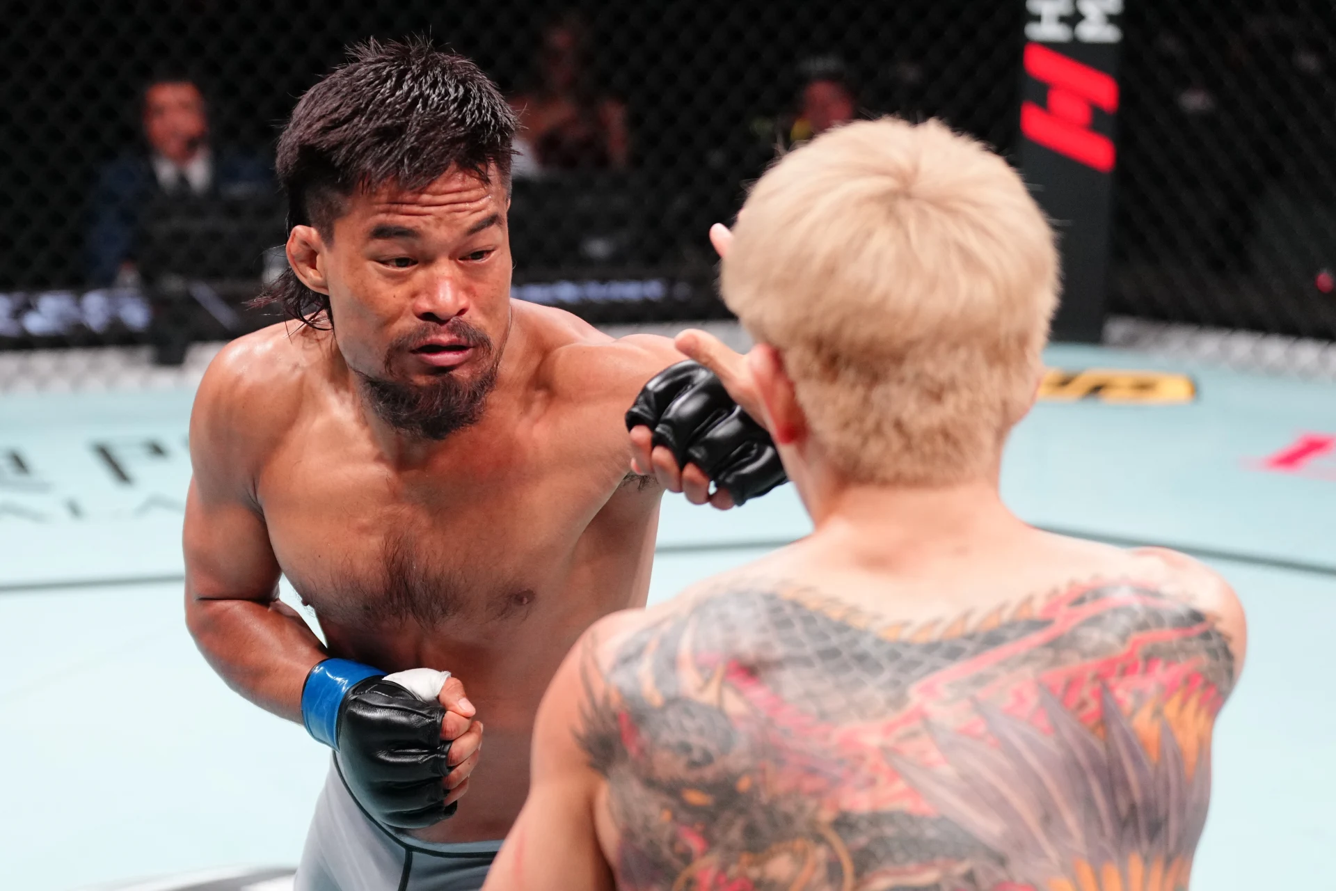 オープニングラウンドで宮口龍鳳と対戦するチュングレン・コーレン